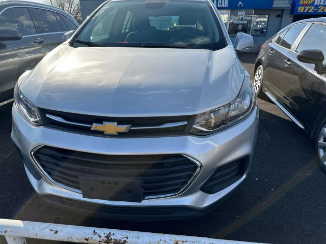 2018 Chevrolet Trax - Image 1