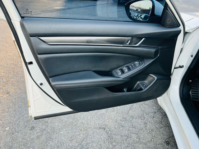2019 Honda Accord - Image 14