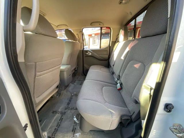 2017 NISSAN FRONTIER CREW CAB PICKUP WHITE AUTOMATIC - Peach State Motors