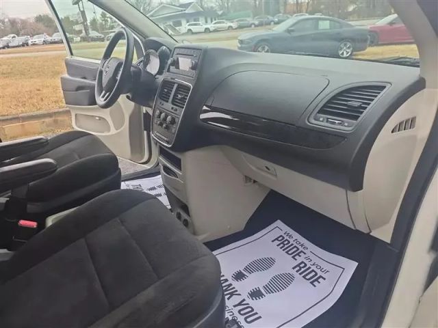 2013 Dodge Grand Caravan Passenger - Image 14