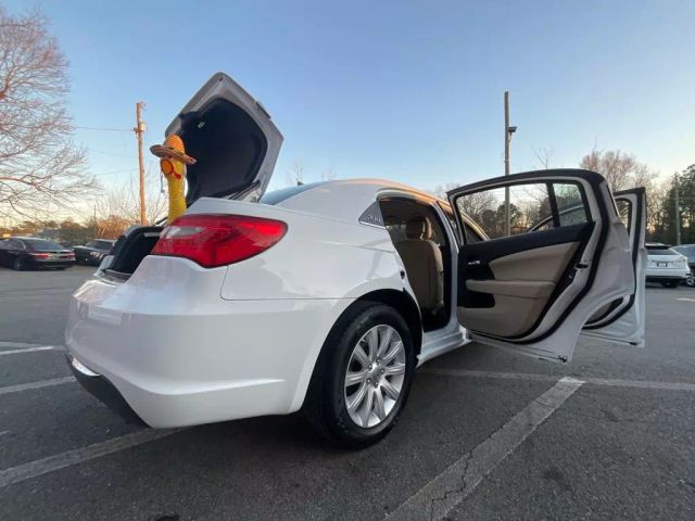 2013 CHRYSLER 200 SEDAN WHITE AUTOMATIC - Peach State Motors