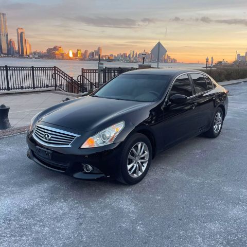 2013 Infiniti G37x Sedan 4d - Image 3