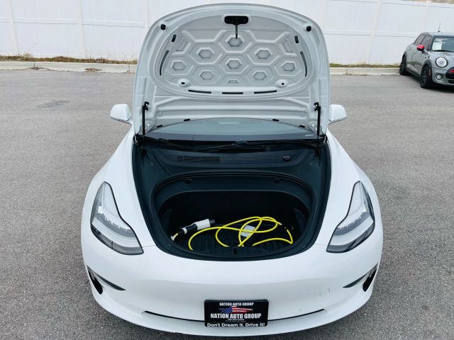 2020 Tesla Model 3 - Image 11