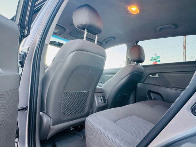 2014 Kia Sportage - Image 28