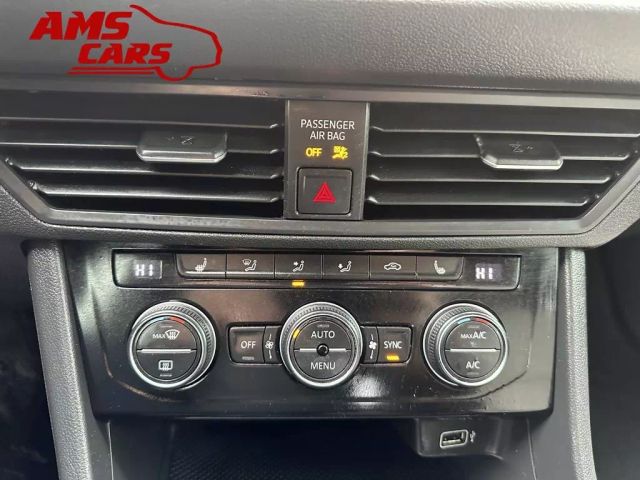 2019 Volkswagen Jetta - Image 29