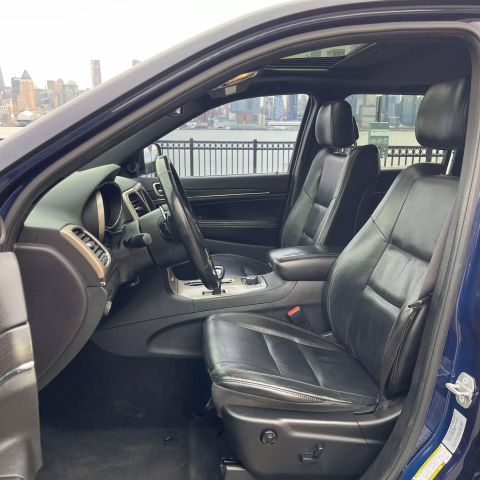 2015 Jeep Grand Cherokee Limited Sport Utility 4d - Image 12