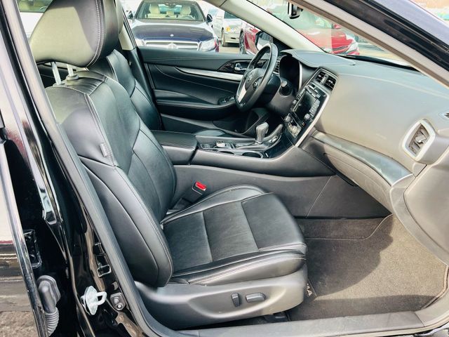 2022 Nissan Maxima - Image 24