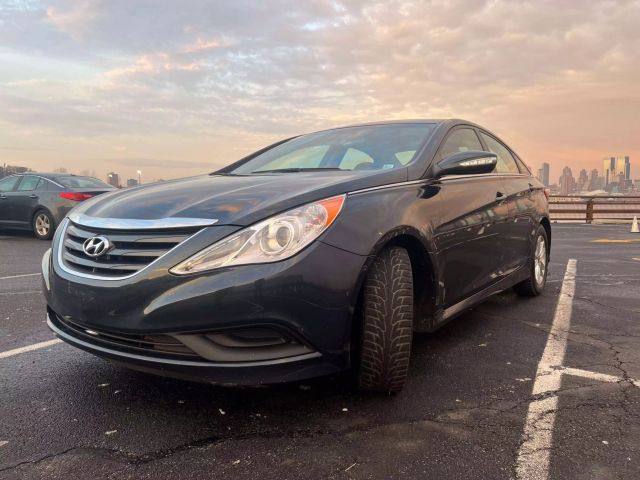 2014 Hyundai Sonata Gls Sedan 4d - Image 12