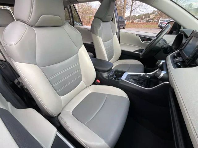 2019 TOYOTA RAV4 SUV BLACK AUTOMATIC - Peach State Motors