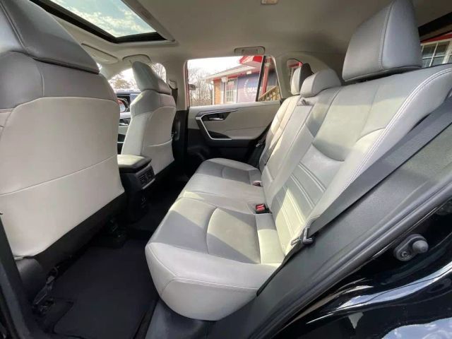 2019 TOYOTA RAV4 SUV BLACK AUTOMATIC - Peach State Motors