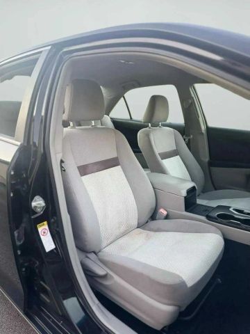 2012 Toyota Camry - Image 21