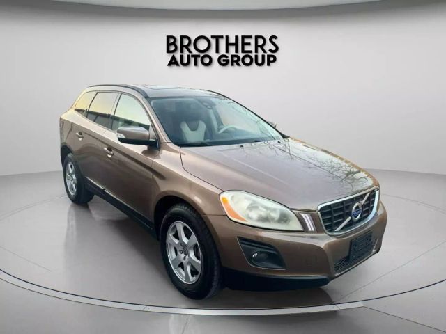 2010 Volvo Xc60 - Image 2