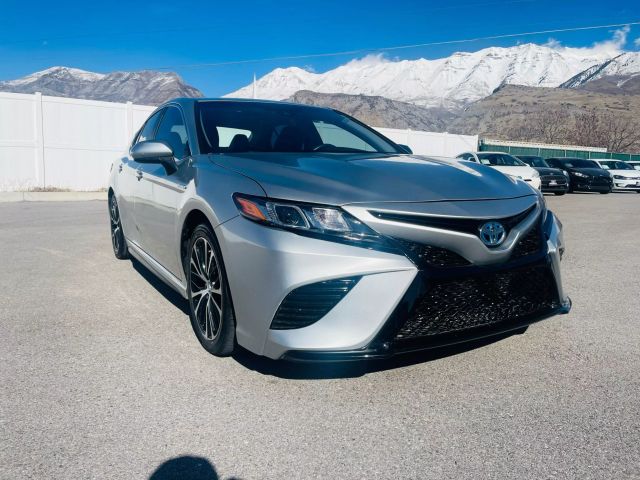 2018 Toyota Camry Hybrid - Image 5