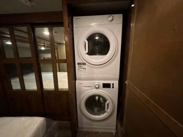 2018 Heartland Big Country Fifth Wheel - Image 22
