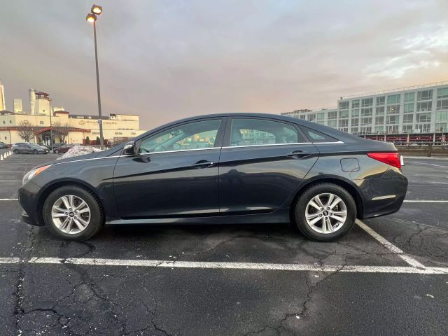 2014 Hyundai Sonata Gls Sedan 4d - Image 4