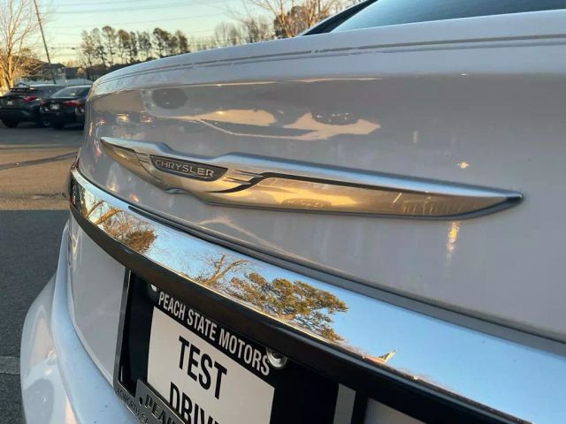 2013 CHRYSLER 200 SEDAN WHITE AUTOMATIC - Peach State Motors