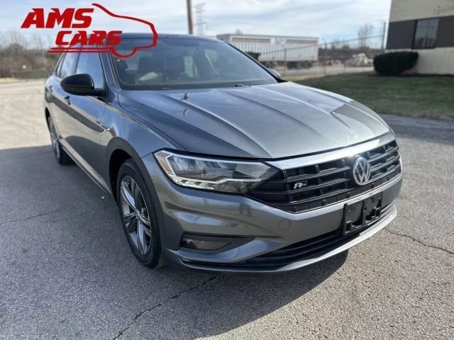 2019 Volkswagen Jetta - Image 3