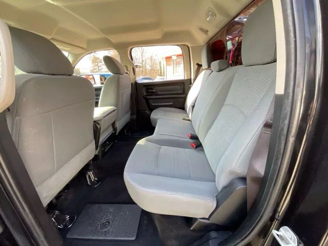 2017 RAM 1500 CREW CAB PICKUP BLACK AUTOMATIC - Peach State Motors