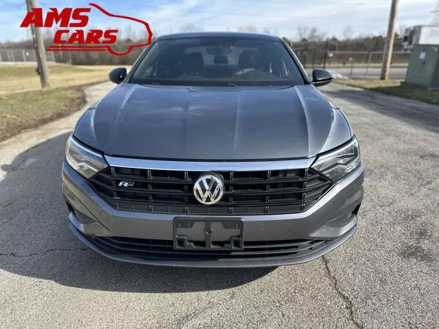 2019 Volkswagen Jetta - Image 2