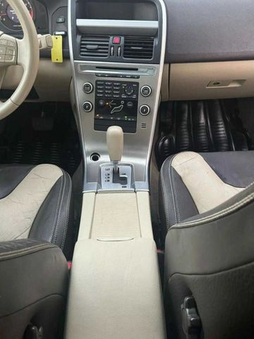 2010 Volvo Xc60 - Image 24