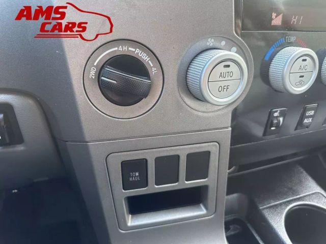 2010 Toyota Tundra Crewmax - Image 25