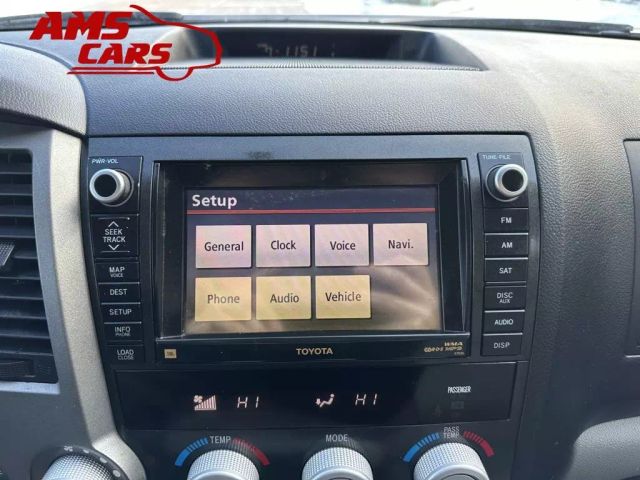 2010 Toyota Tundra Crewmax - Image 28