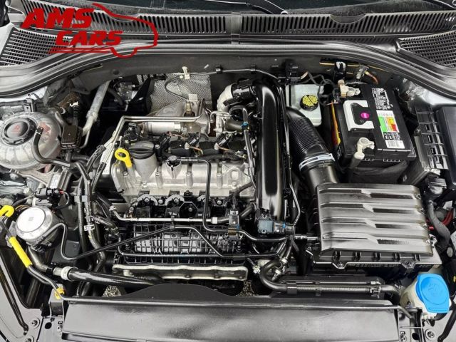 2019 Volkswagen Jetta - Image 39