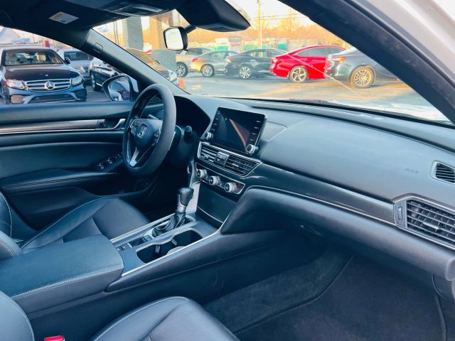 2019 Honda Accord - Image 23