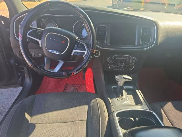2018 Dodge Charger - Image 10