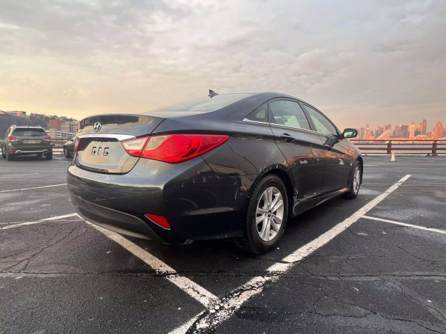2014 Hyundai Sonata Gls Sedan 4d - Image 7
