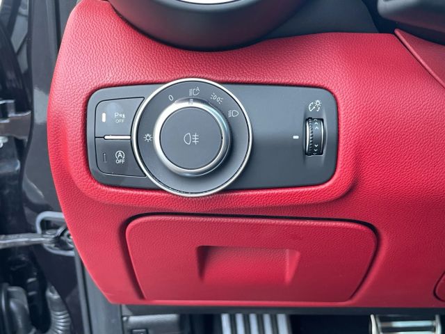 2021 Alfa Romeo Giulia - Image 85