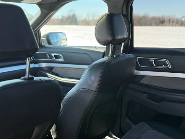 2017 Ford Explorer - Image 22