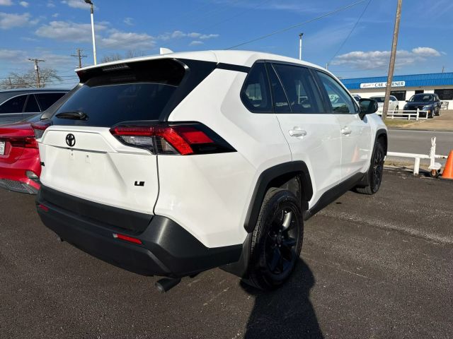 2024 Toyota Rav4 - Image 3