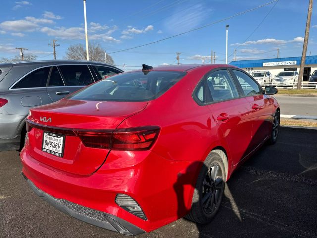 2023 Kia Forte - Image 4