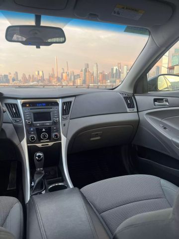 2014 Hyundai Sonata Gls Sedan 4d - Image 18