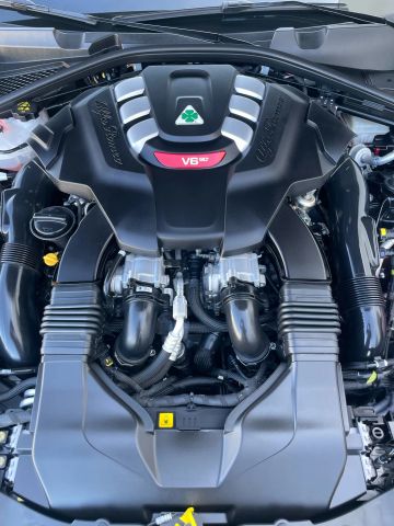 2021 Alfa Romeo Giulia - Image 66