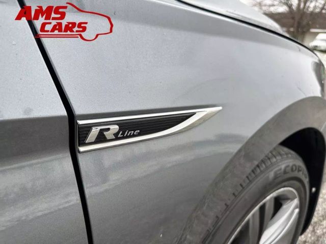 2019 Volkswagen Jetta - Image 37