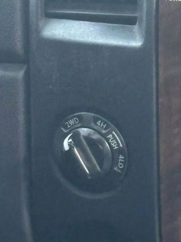 2010 Nissan Titan Crew Cab - Image 16