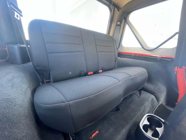 2005 Jeep Wrangler - Image 123