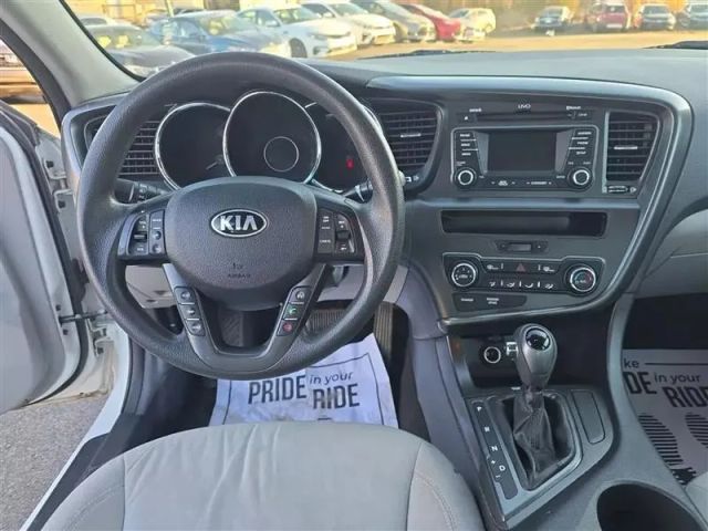 2013 Kia Optima - Image 10