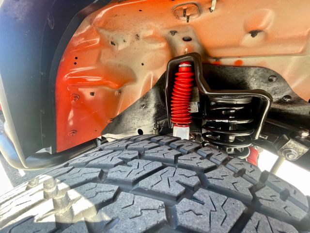 2005 Jeep Wrangler - Image 10