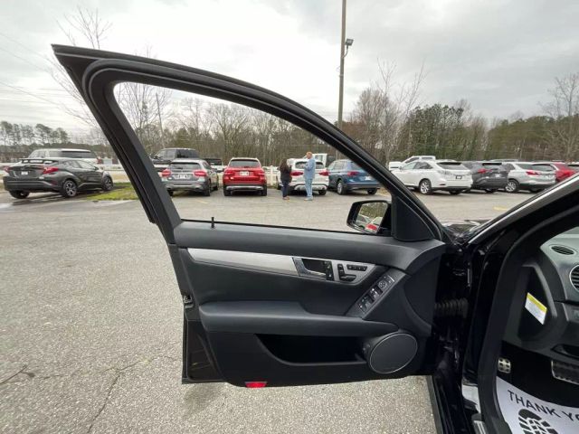 2013 MERCEDES-BENZ C-CLASS SEDAN BLACK AUTOMATIC - Peach State Motors