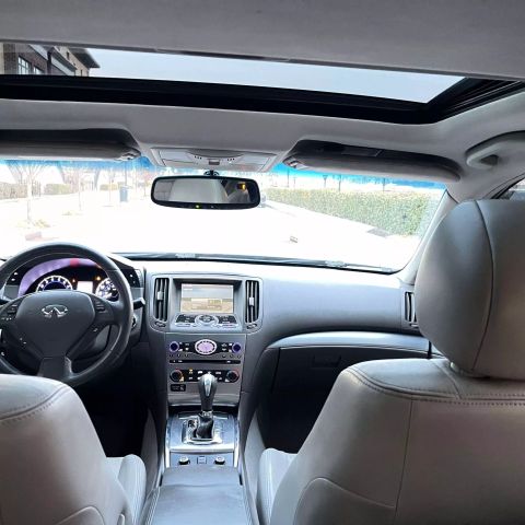2013 Infiniti G37x Sedan 4d - Image 19