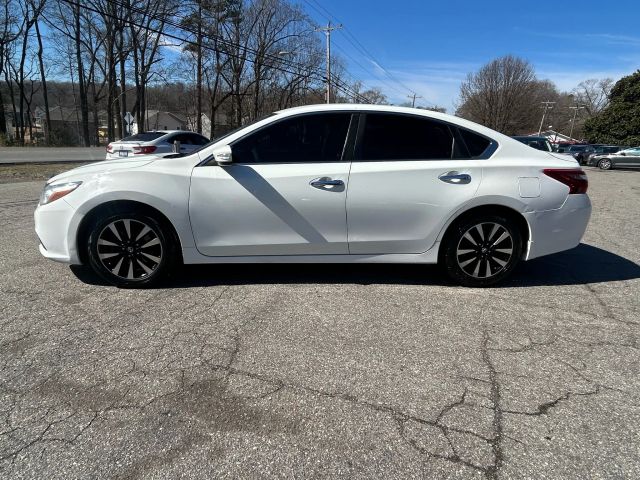 2018 Nissan Altima - Image 3