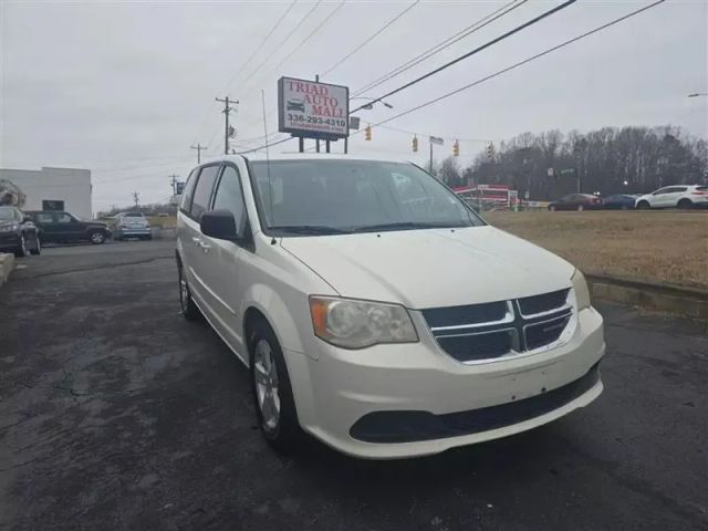 2013 Dodge Grand Caravan Passenger - Image 3