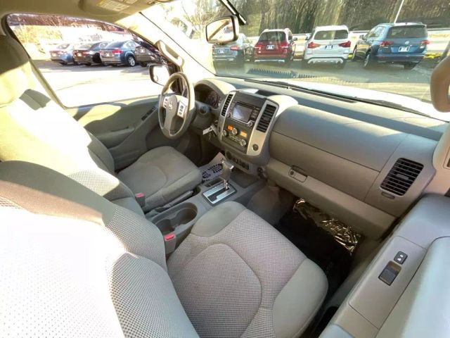 2017 NISSAN FRONTIER CREW CAB PICKUP WHITE AUTOMATIC - Peach State Motors