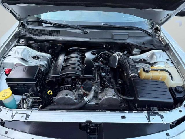 2008 Dodge Charger - Image 21