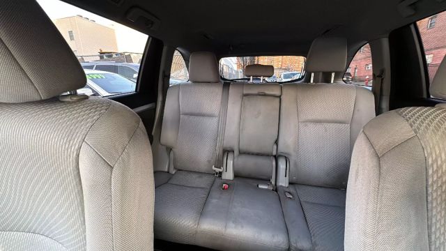 2015 TOYOTA HIGHLANDER SUV V6, 3.5 LITER LE SPORT UTILITY 4D