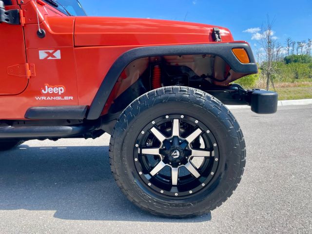 2005 Jeep Wrangler - Image 9