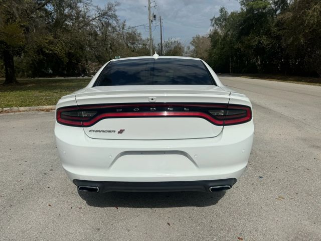 2018 Dodge Charger - Image 4